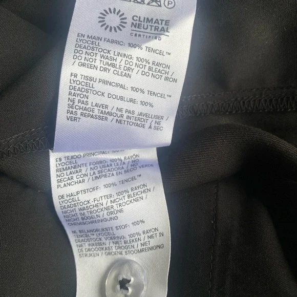 New Reformation Drew Low Rise Short - Picture 10 of 11